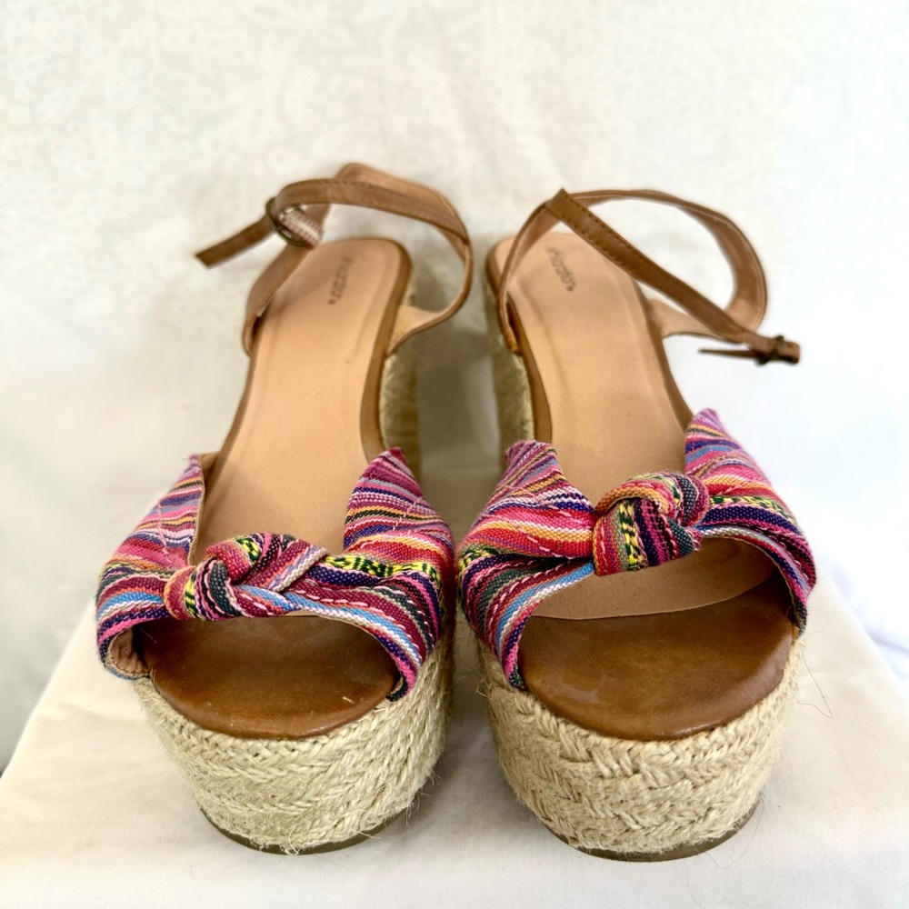Xhilaration by Target Platform Sandal